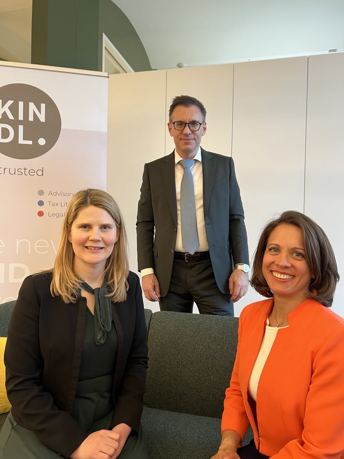 Die neue Partnerschafts Trias von Caroline Kindl, Marlis Wenninger und Marc Julian Mayerhöfer