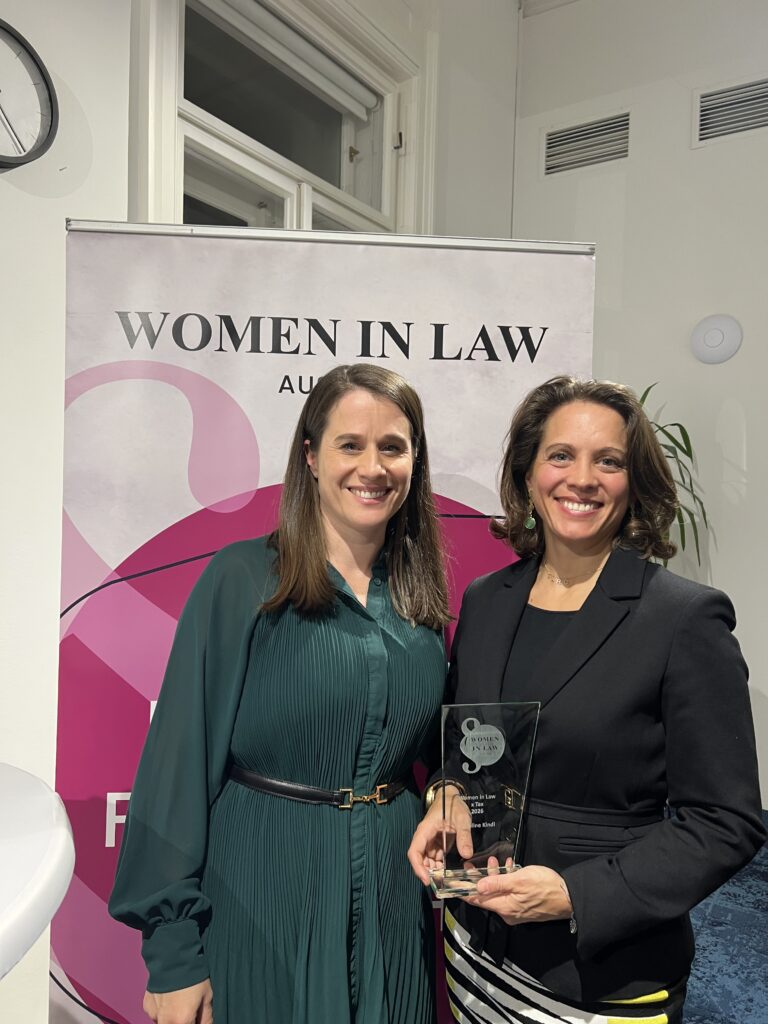 Dr. Caroline Kindl receives the Women in Law x Tax Award
